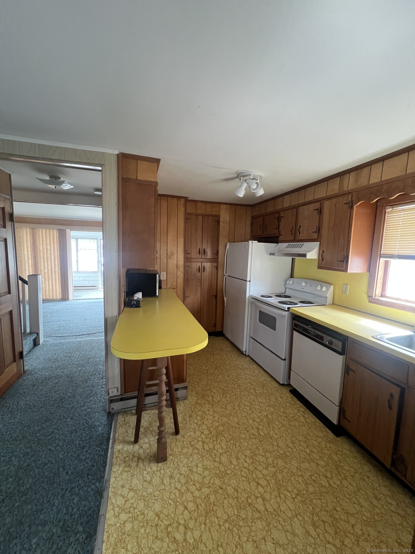19 Lawrence Avenue, Milford, Connecticut image 9