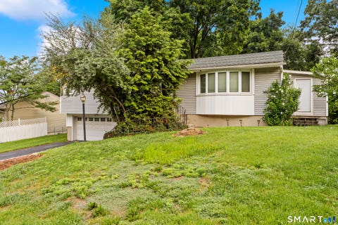 Tiny photo for 123 Windy Drive, Waterbury, CT 06705 (MLS # 24198940)