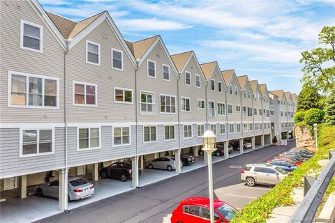 Tiny photo for 4 Daskams Lane #326, Norwalk, CT 06851 (MLS # 24161670)