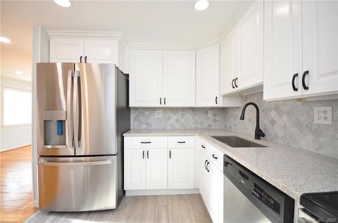 Tiny photo for 44 Simsbury Manor Drive, Simsbury, CT 06089 (MLS # 24133664)