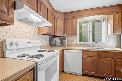 Tiny photo for 157 Brighton Circle, Windsor, CT 06095 (MLS # 24209042)