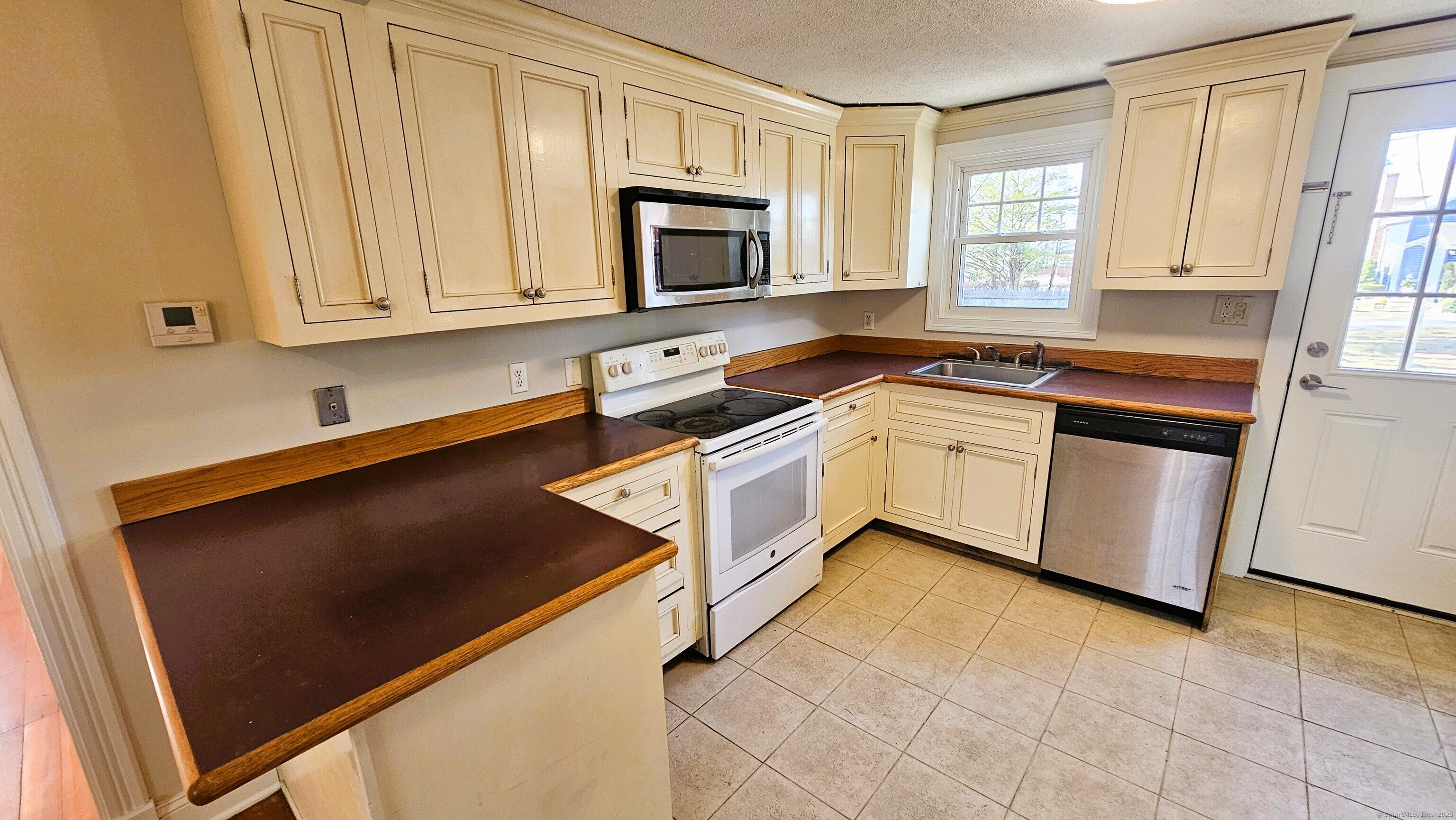 35 Meadow Road, Clinton, Connecticut image 3