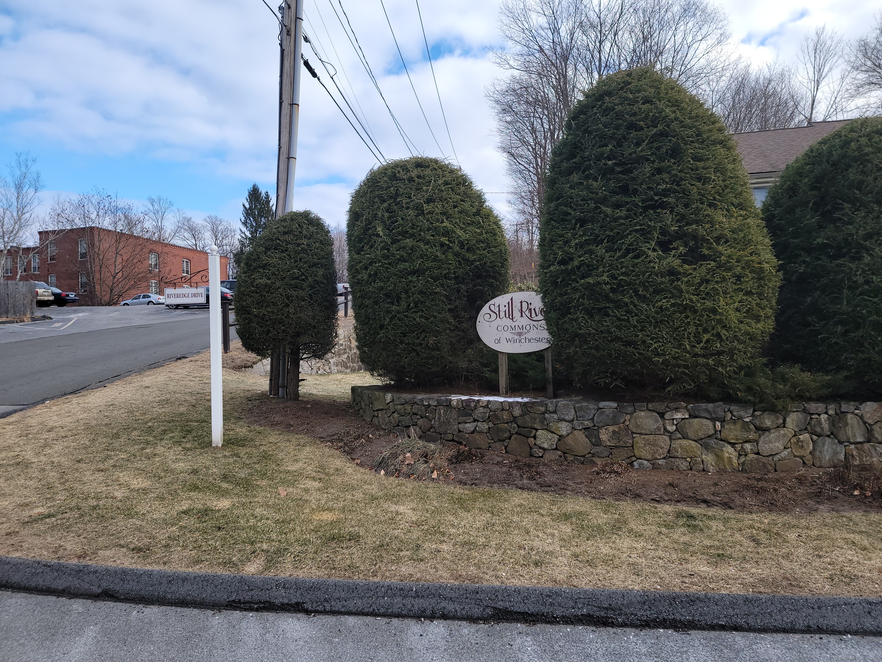 Property for Sale at Riveredge Drive 13, Winchester, Connecticut - Bedrooms: 1 
Bathrooms: 1 
Rooms: 4  - $140,000