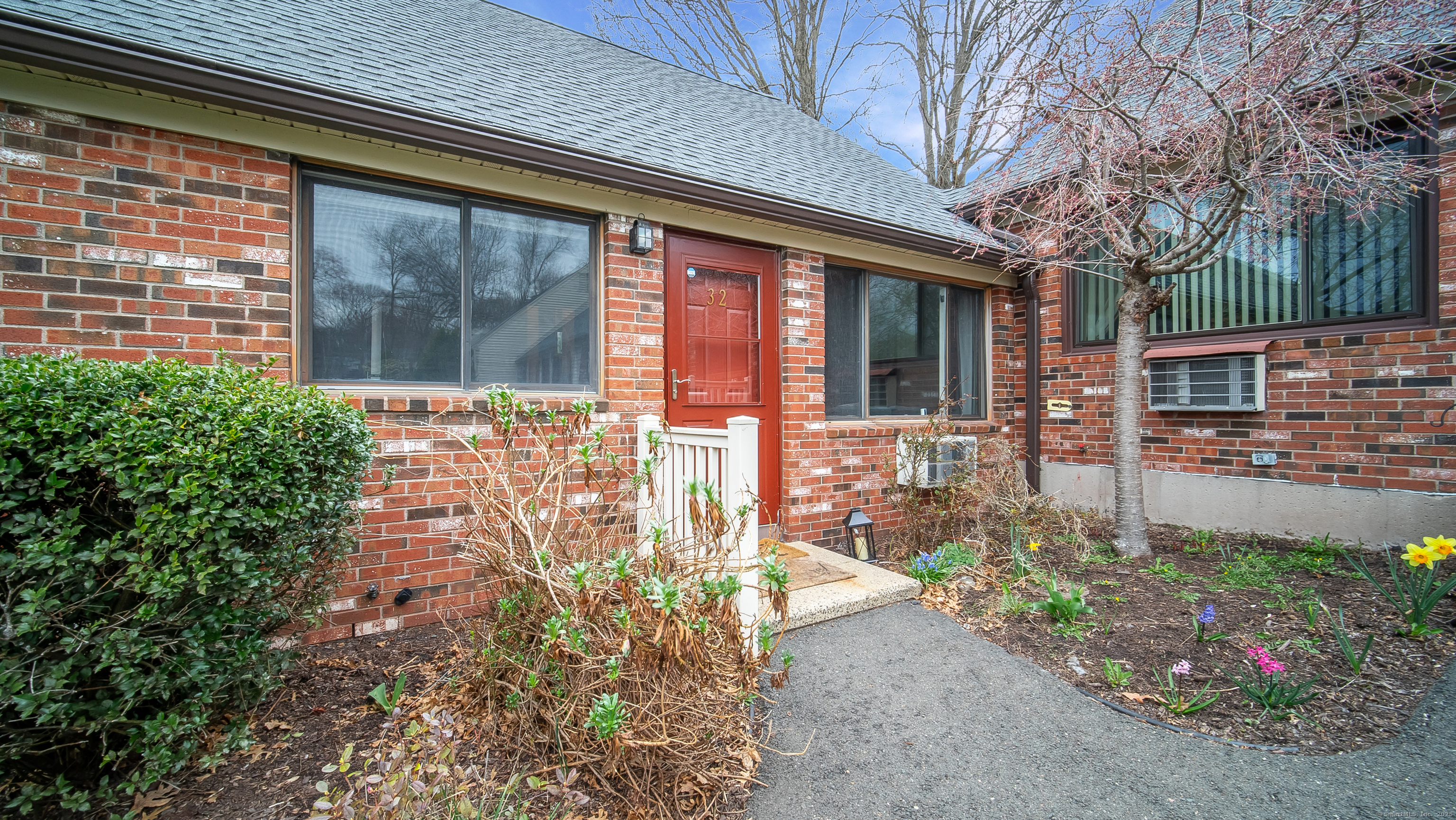 32 Dannys Way #32, Wallingford, Connecticut image 2