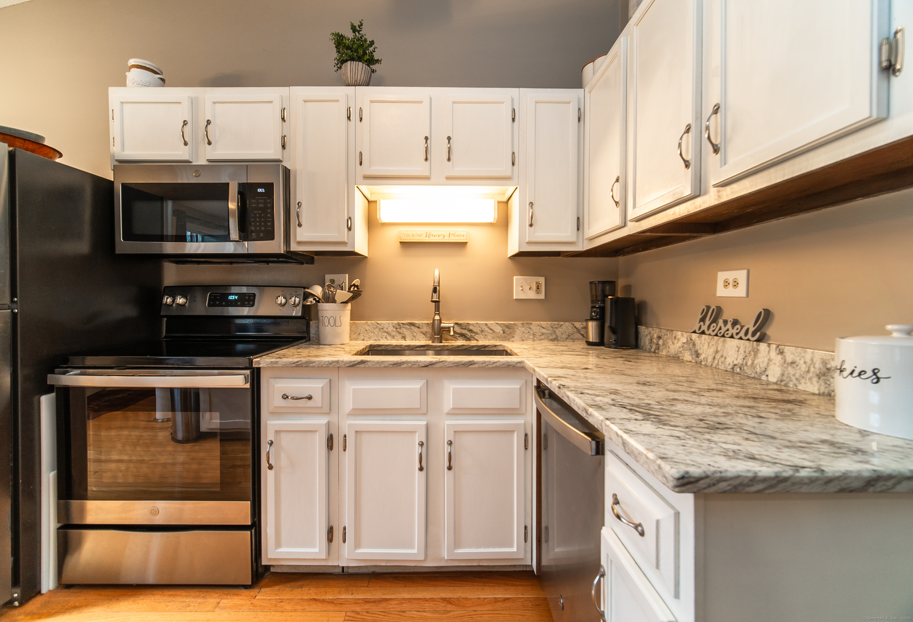 32 Dannys Way #32, Wallingford, Connecticut image 10