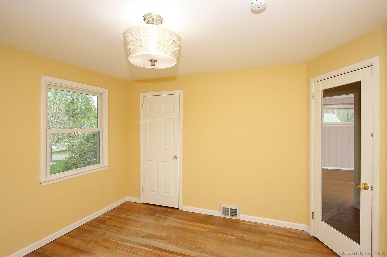 19 Morton Road, Meriden, Connecticut image 13
