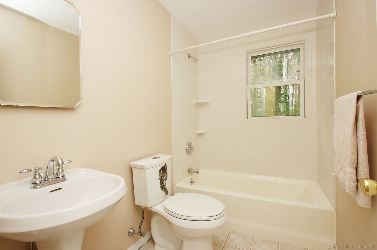 19 Morton Road, Meriden, Connecticut image 15