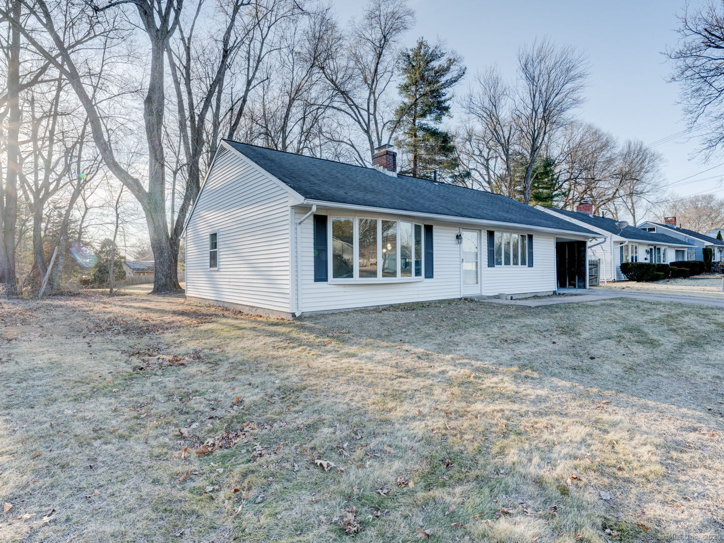 178 Manor Circle, East Hartford, Connecticut image 2