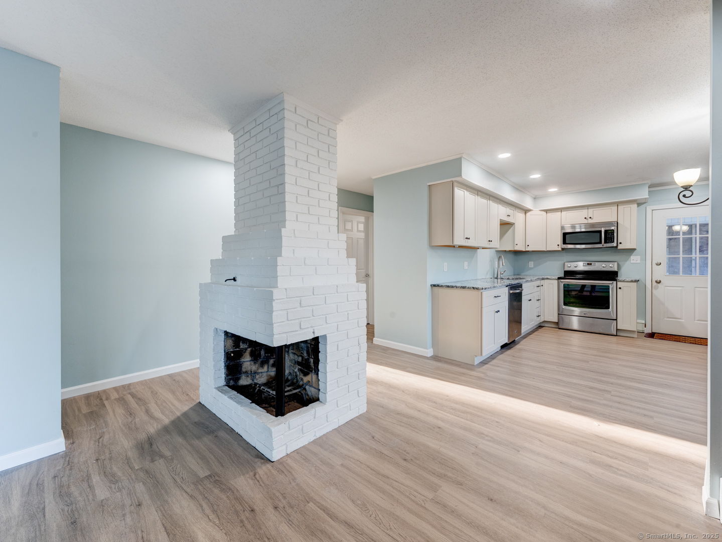 178 Manor Circle, East Hartford, Connecticut image 11