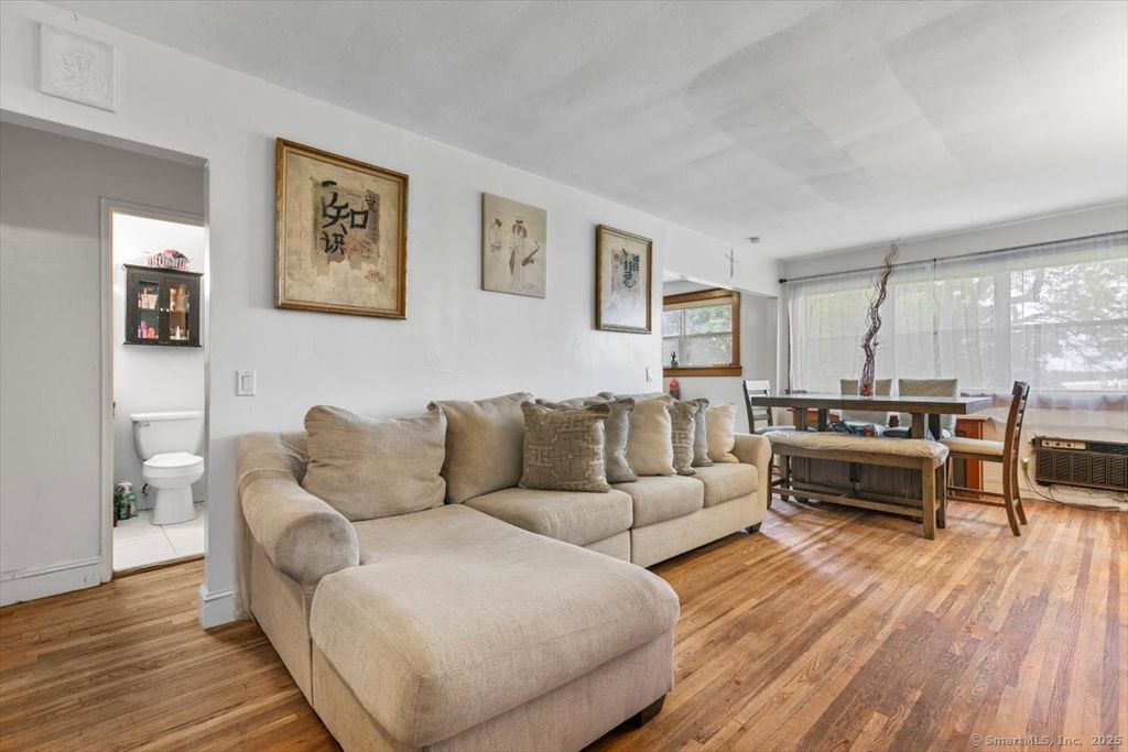 Photo of 11 Bedford Avenue #APT J2, Norwalk, CT 06850 (MLS # 24111498)