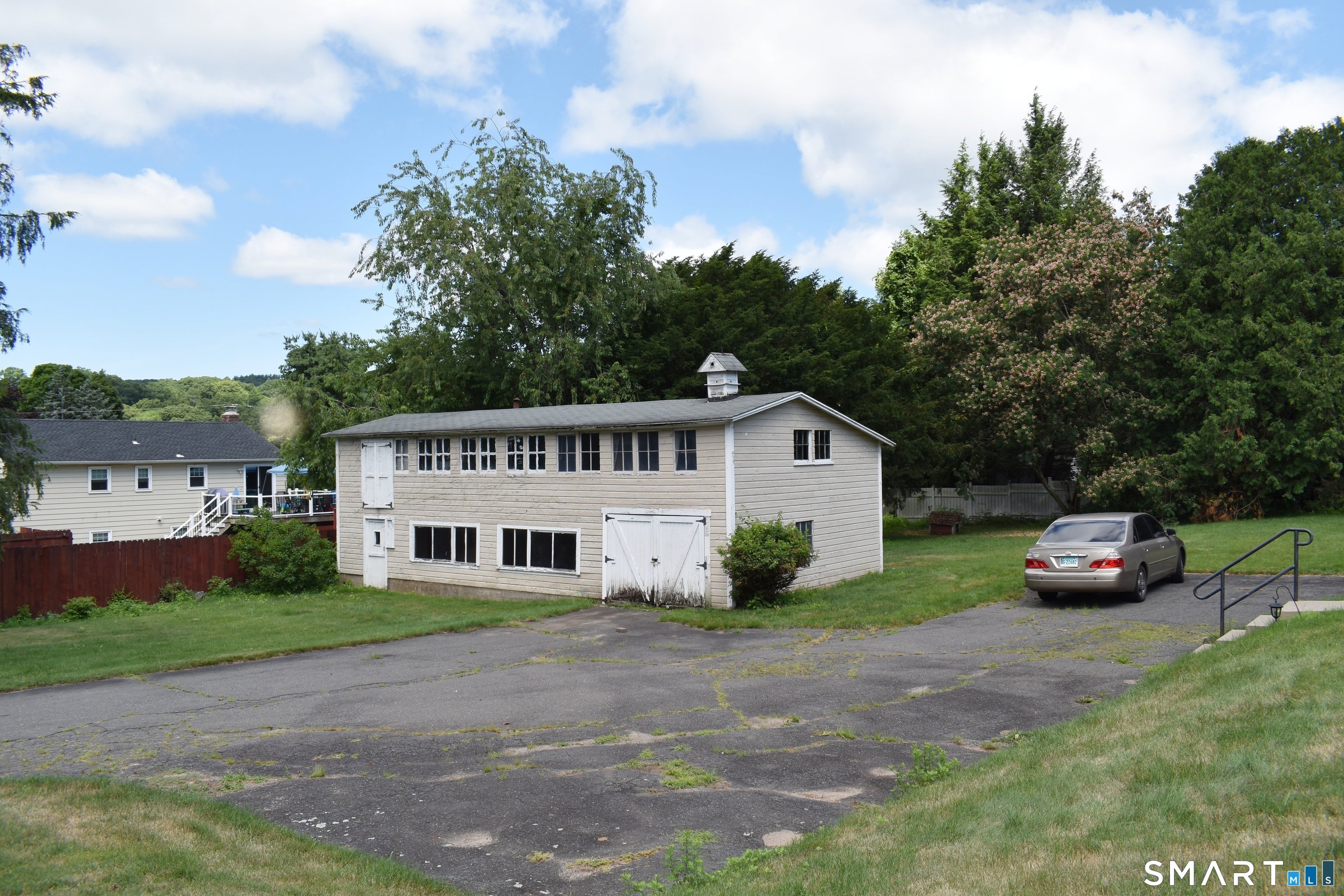 505 Burlington Avenue