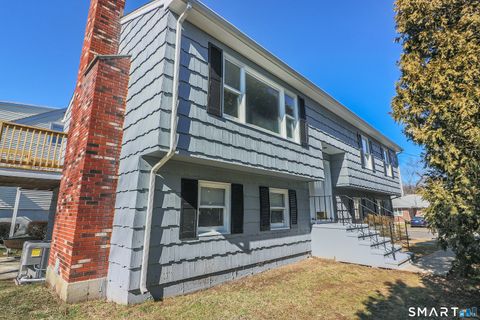 Photo of 33 Trelane Drive, Bridgeport, CT 06606 (MLS # 24161326)