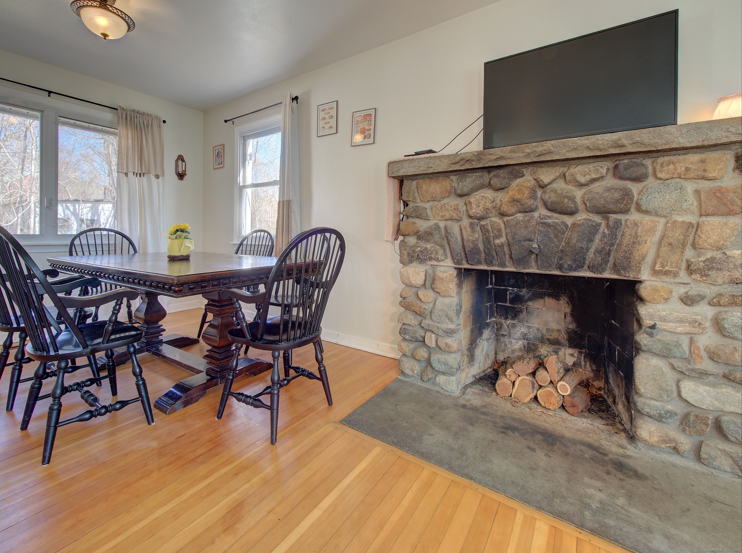 32 Wyassup Road, North Stonington, Connecticut image 10