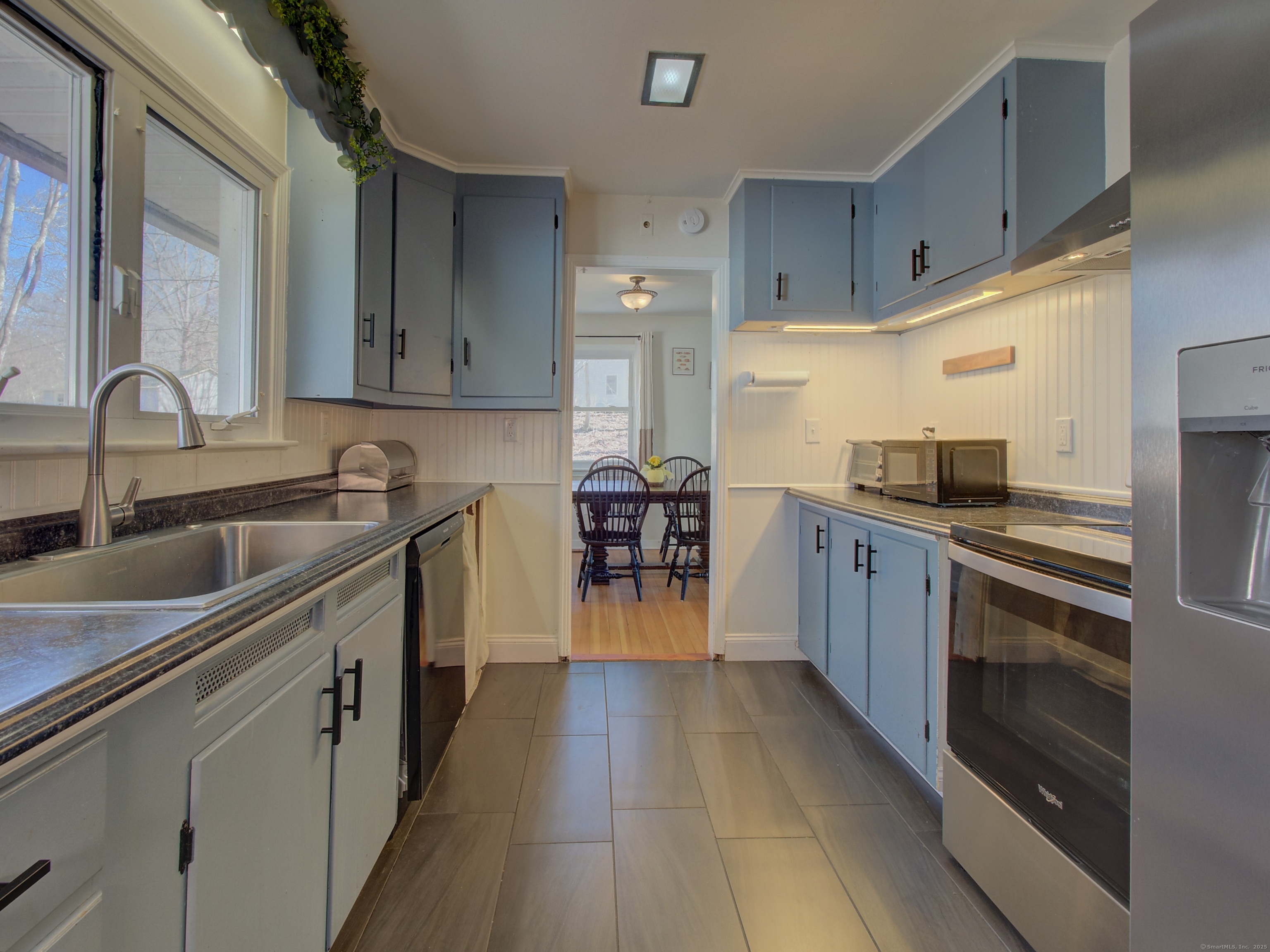 32 Wyassup Road, North Stonington, Connecticut image 14