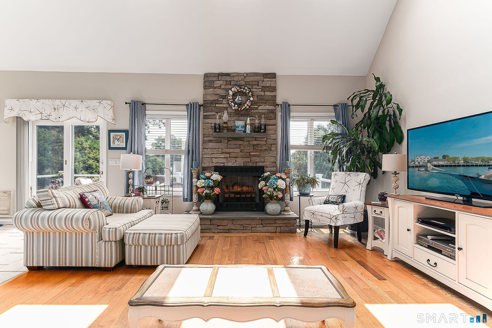 7 Windward Way