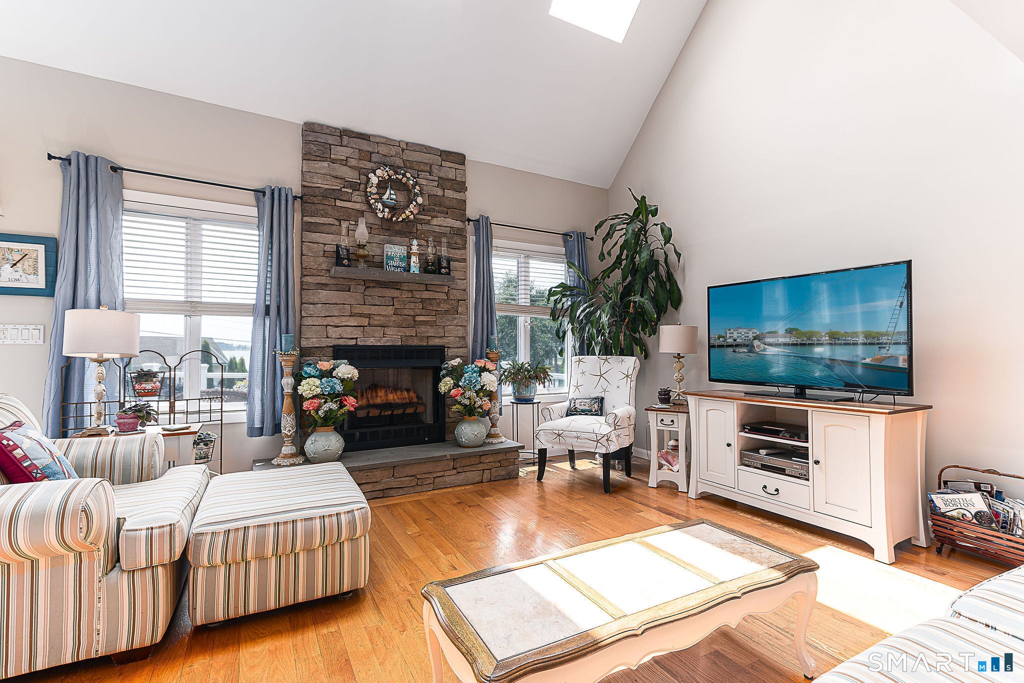7 Windward Way
