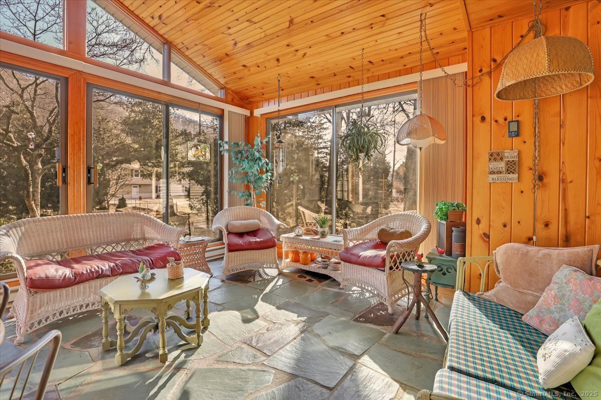 46 Metacomet Road, Plainville, Connecticut image 14