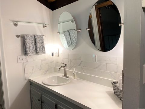 Tiny photo for 14-B Country Squire Drive #14B, Cromwell, CT 06416 (MLS # 24161090)