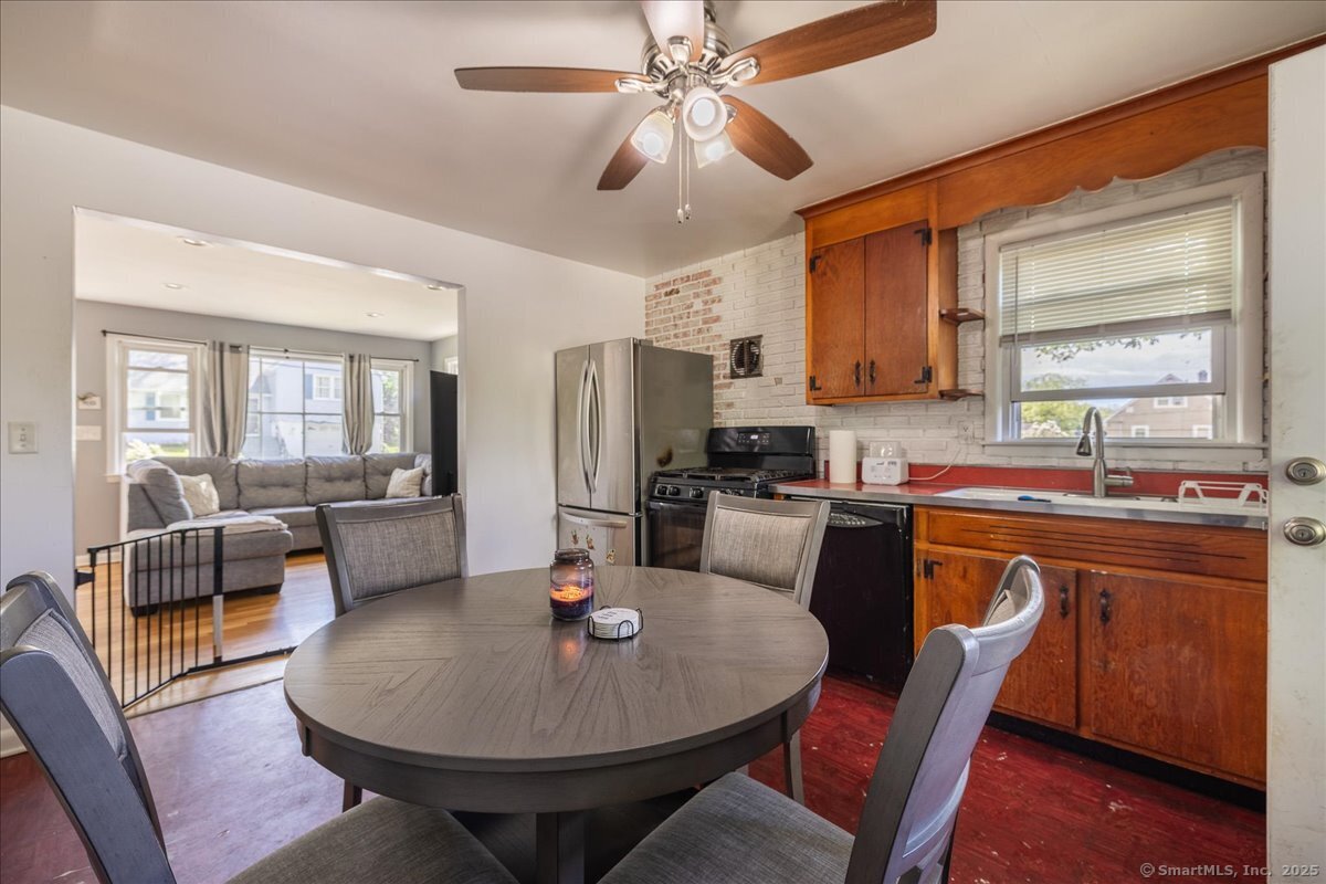 505 Indian Avenue, Bridgeport, Connecticut image 8