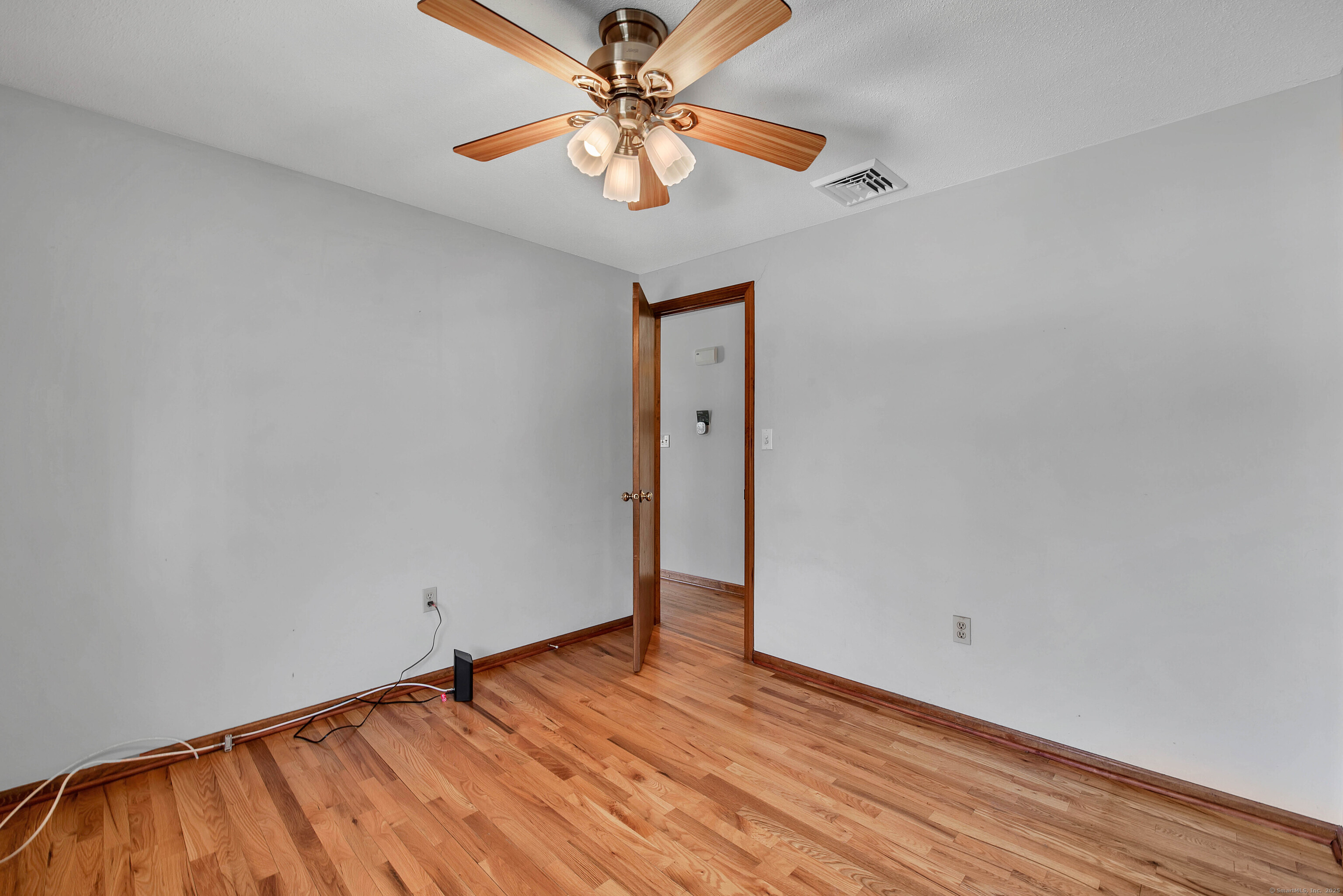 25 Renee Court, Cheshire, Connecticut image 13