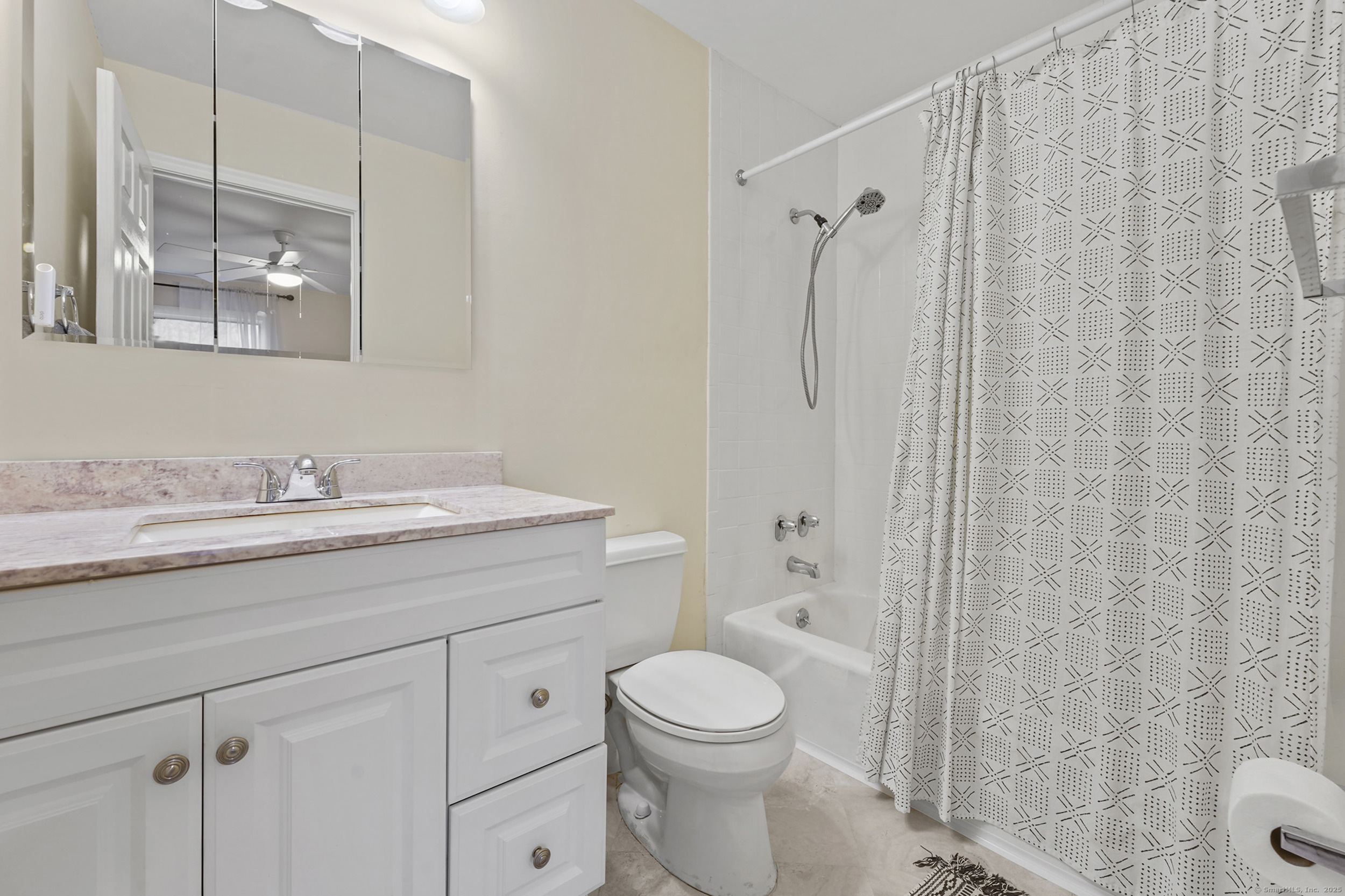 18 High Path Road #18, Windsor, Connecticut image 24