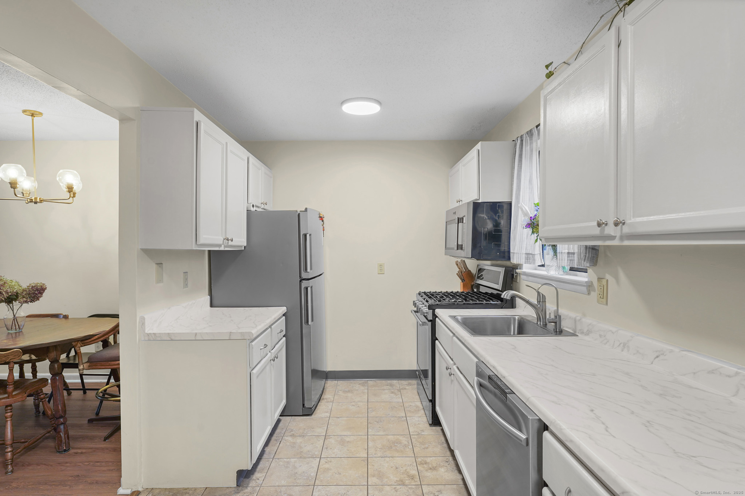 18 High Path Road #18, Windsor, Connecticut image 17