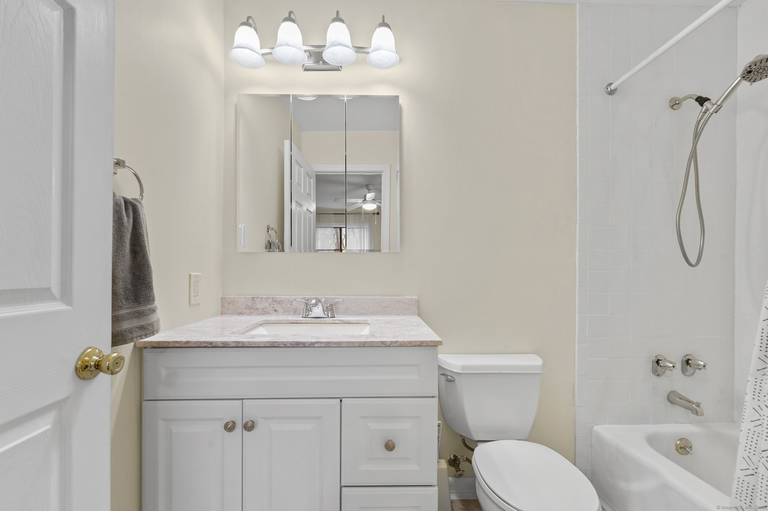18 High Path Road #18, Windsor, Connecticut image 25
