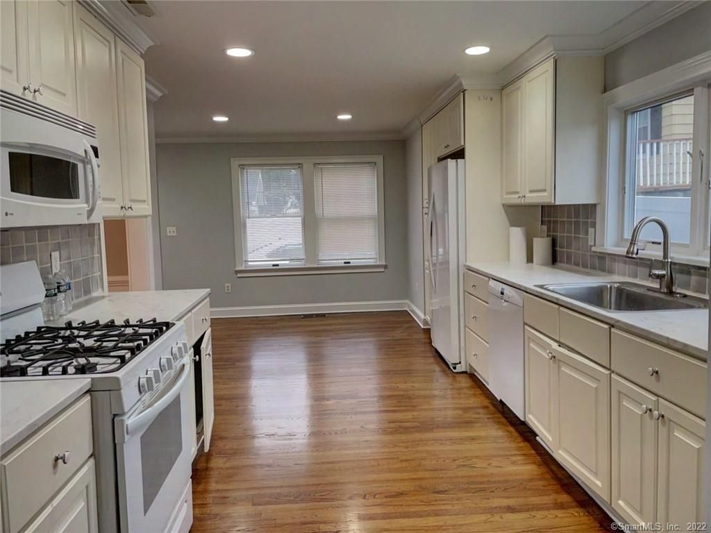 Photo of 57 Scofield Avenue, Stamford, CT 06906 (MLS # 24161103)