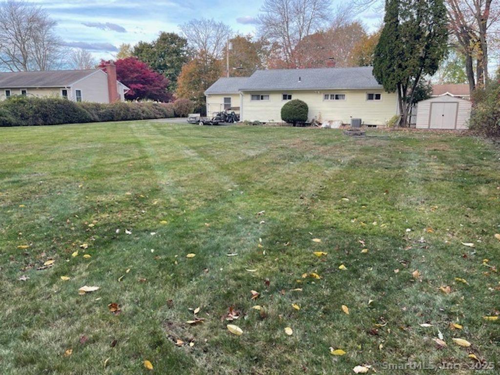 Photo of 20 Osage Drive, Wallingford, CT 06492 (MLS # 24140371)