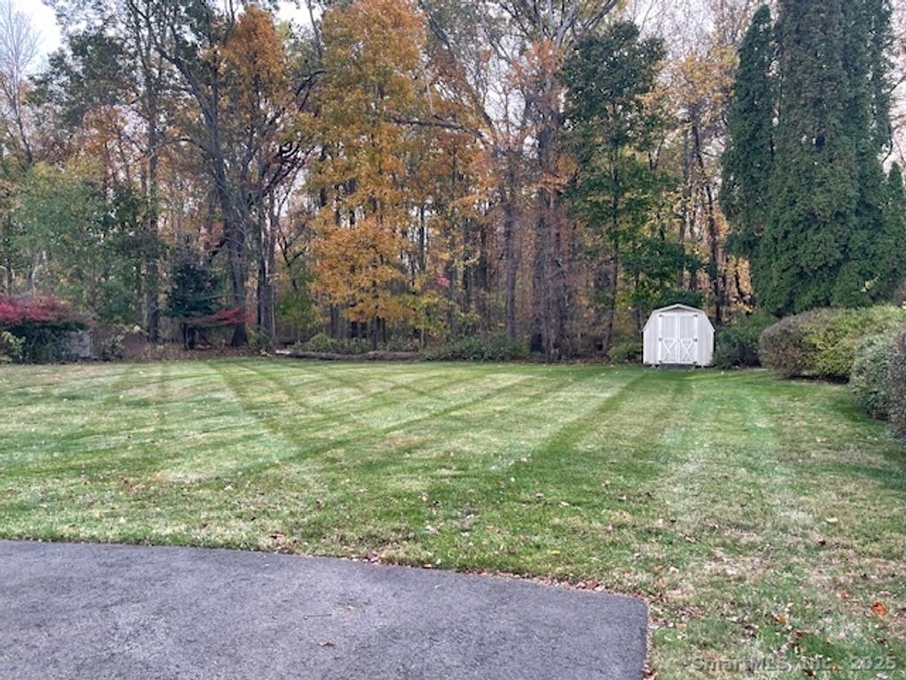 Photo of 20 Osage Drive, Wallingford, CT 06492 (MLS # 24140371)