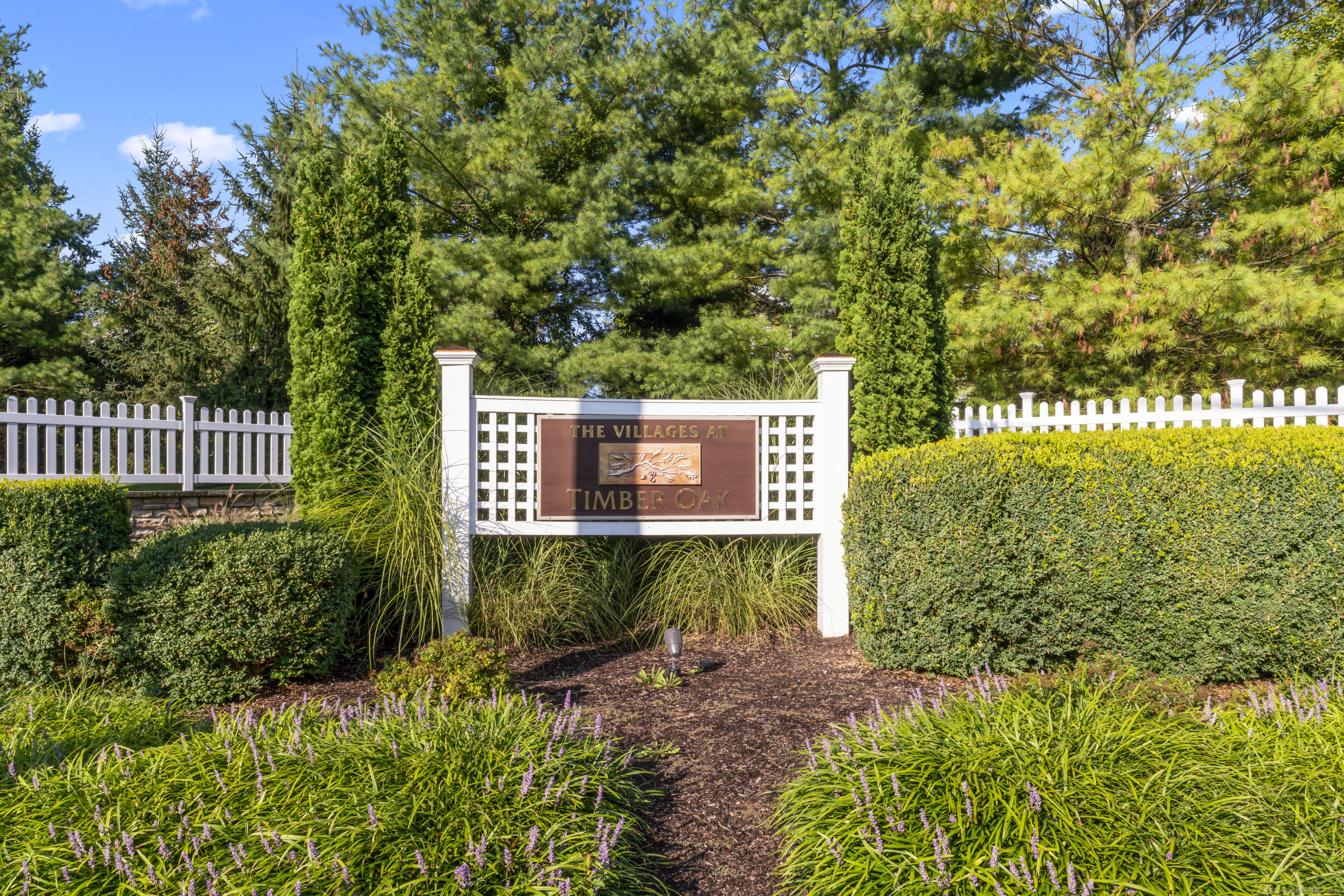 Rental Property at Tucker Street 56, Danbury, Connecticut - Bedrooms: 3 
Bathrooms: 3 
Rooms: 7  - $3,500 MO.