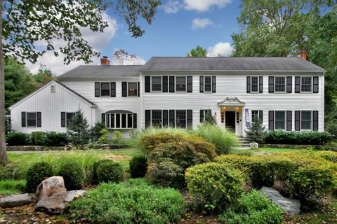 Photo of 38 Sturges Commons, Westport, CT 06880 (MLS # 24170072)