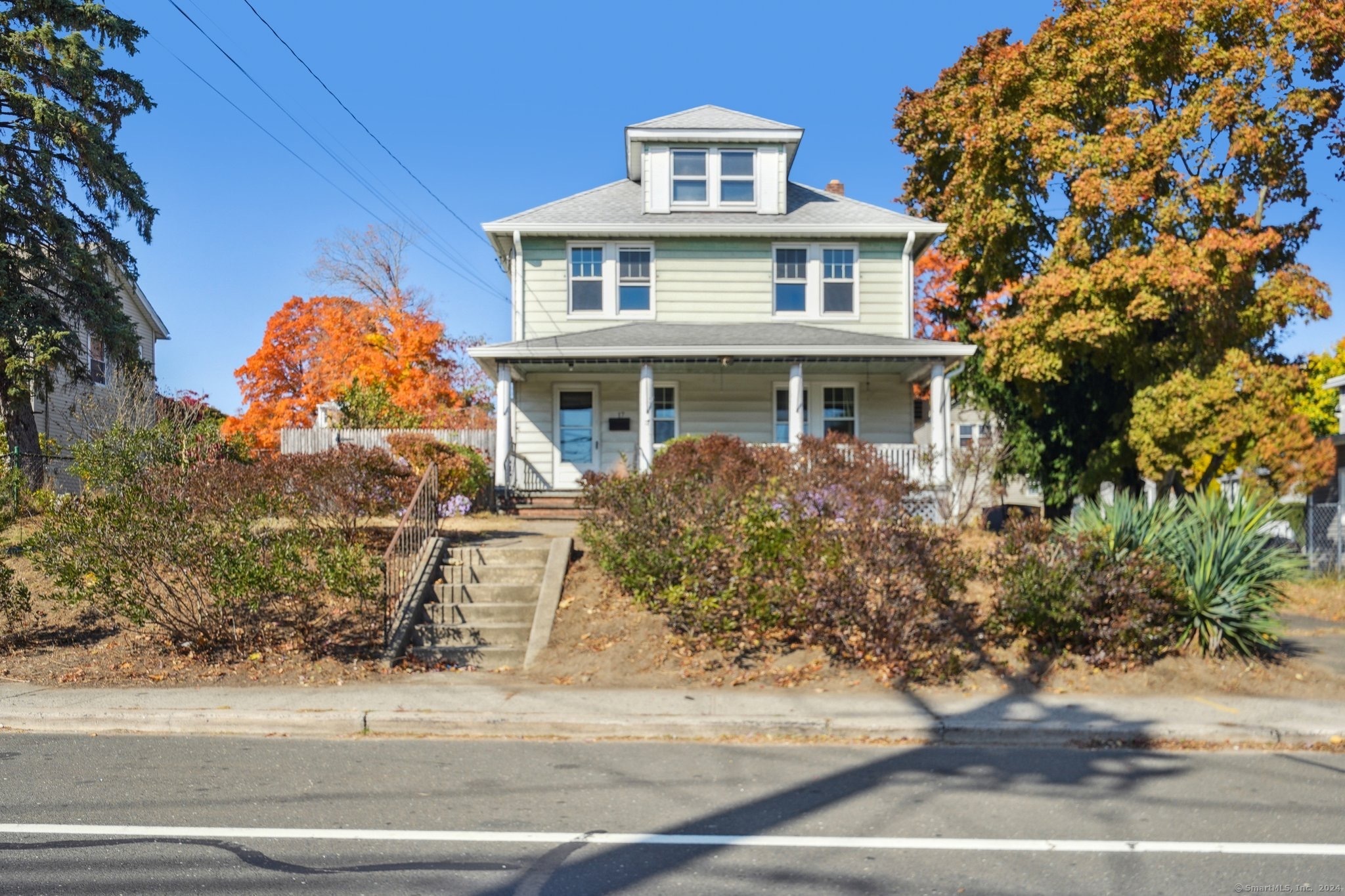 Property for Sale at 17 Ward Street, Norwalk, Connecticut - Bedrooms: 3 
Bathrooms: 1 
Rooms: 6  - $449,000