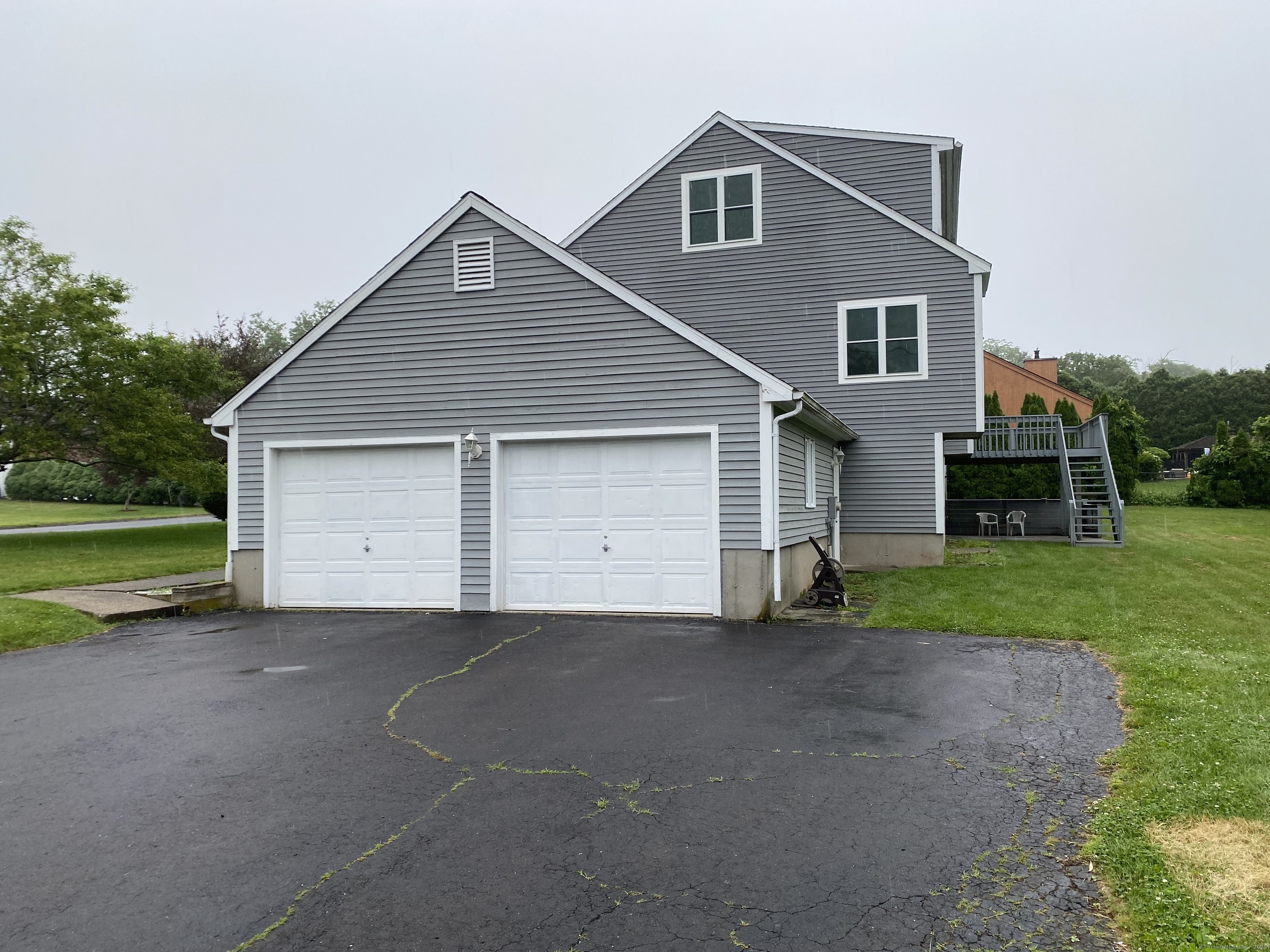 7 Thistle Meadow Lane