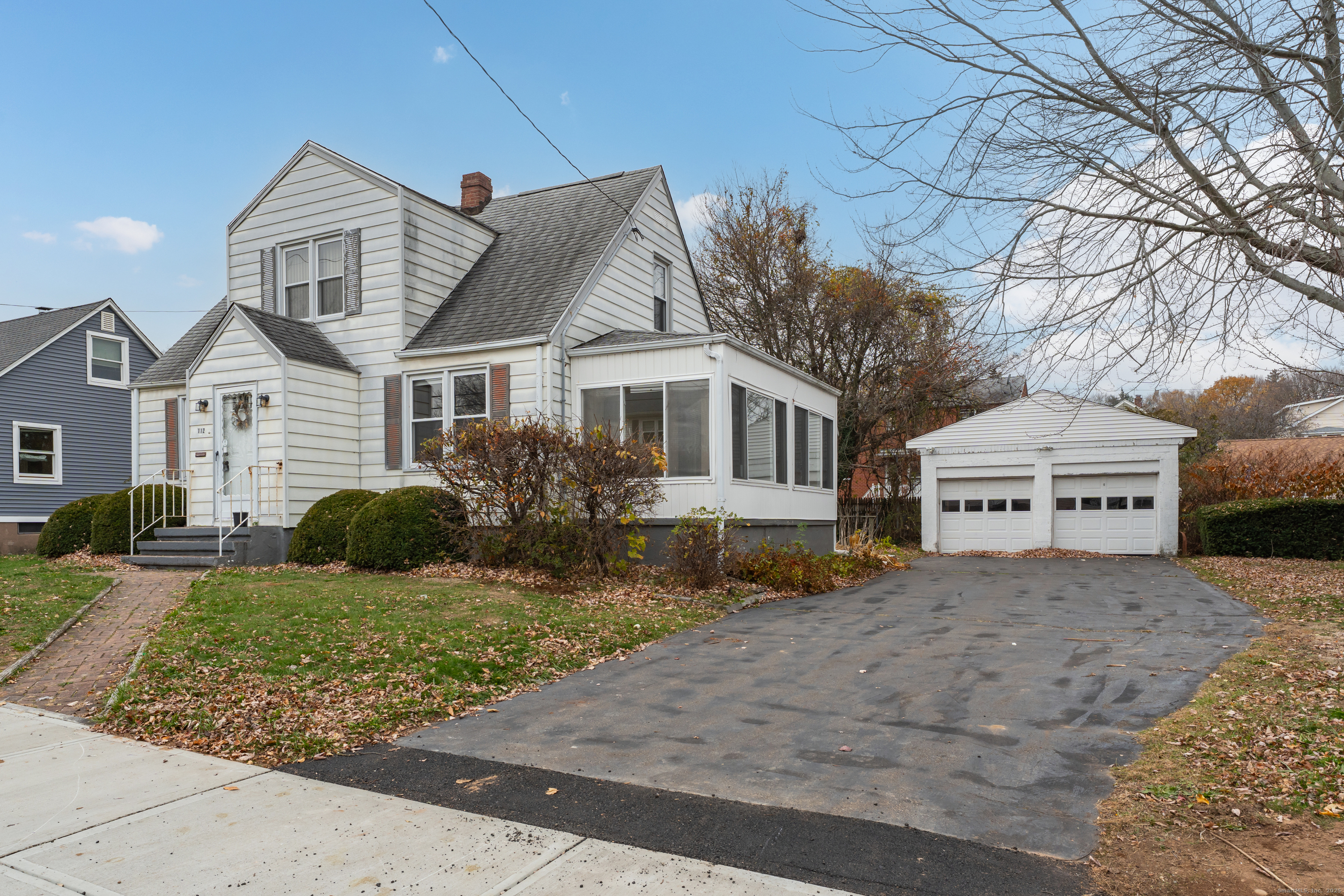 112 Harrington Avenue