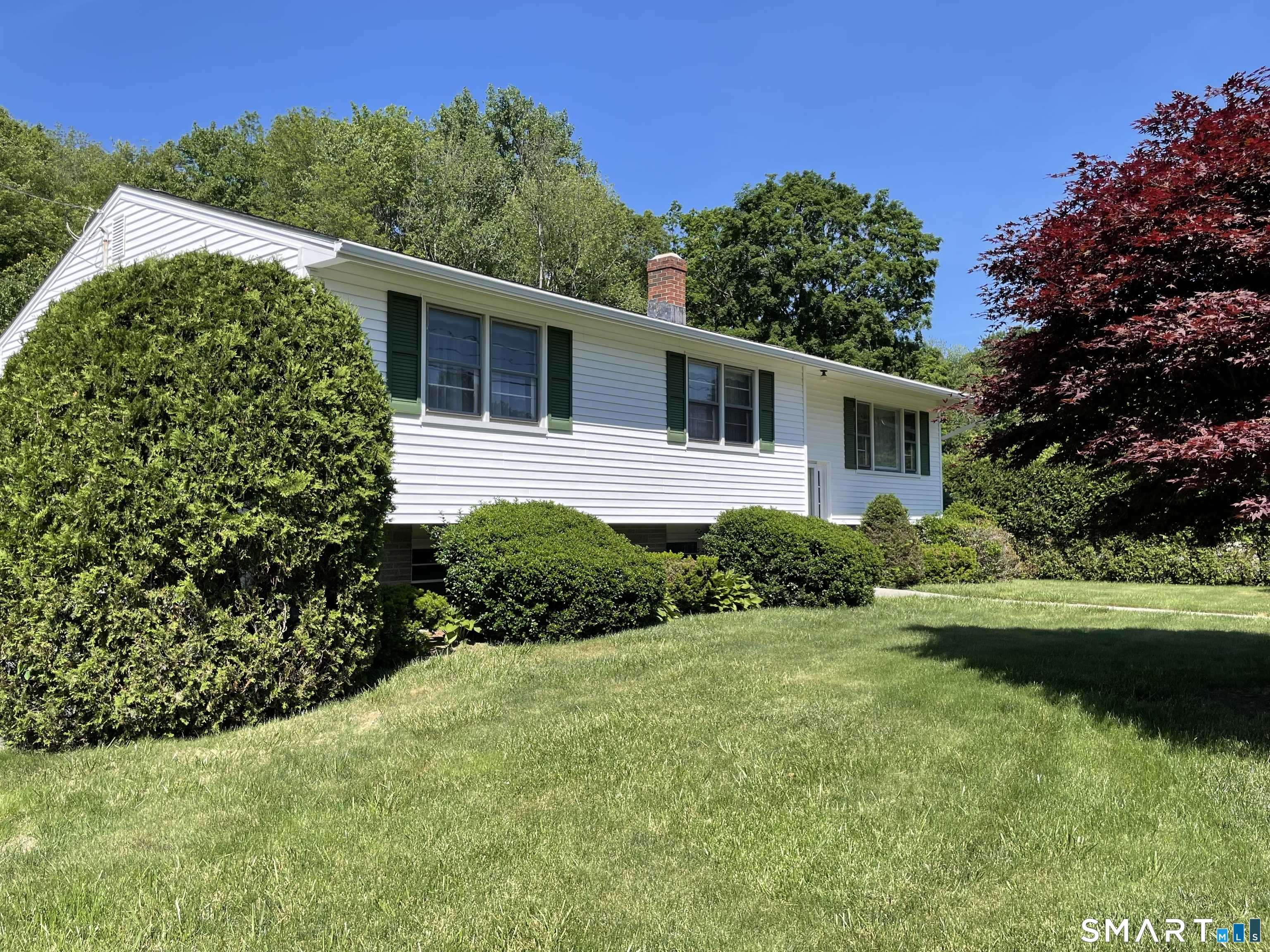 32 Kathy Drive