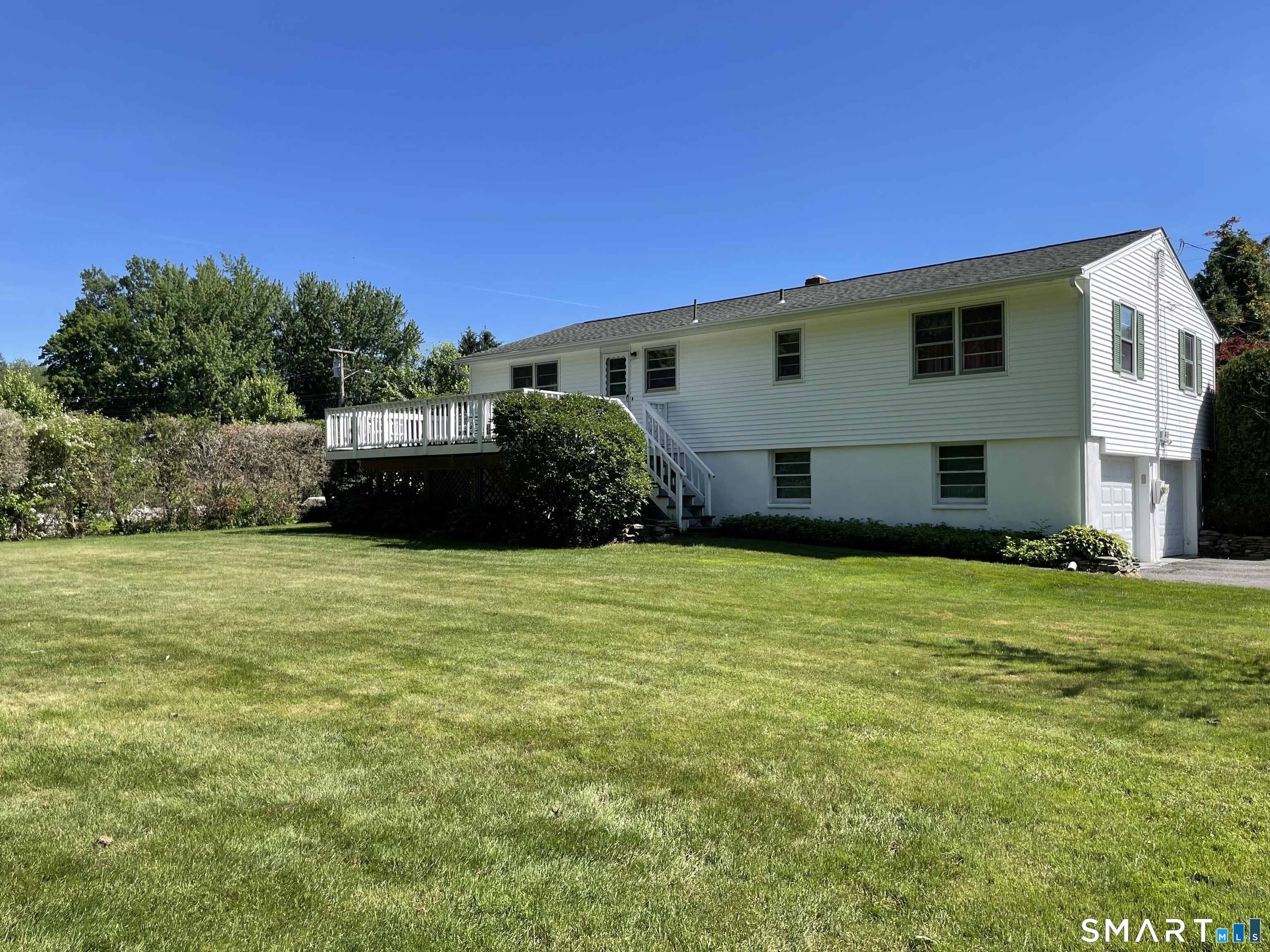32 Kathy Drive