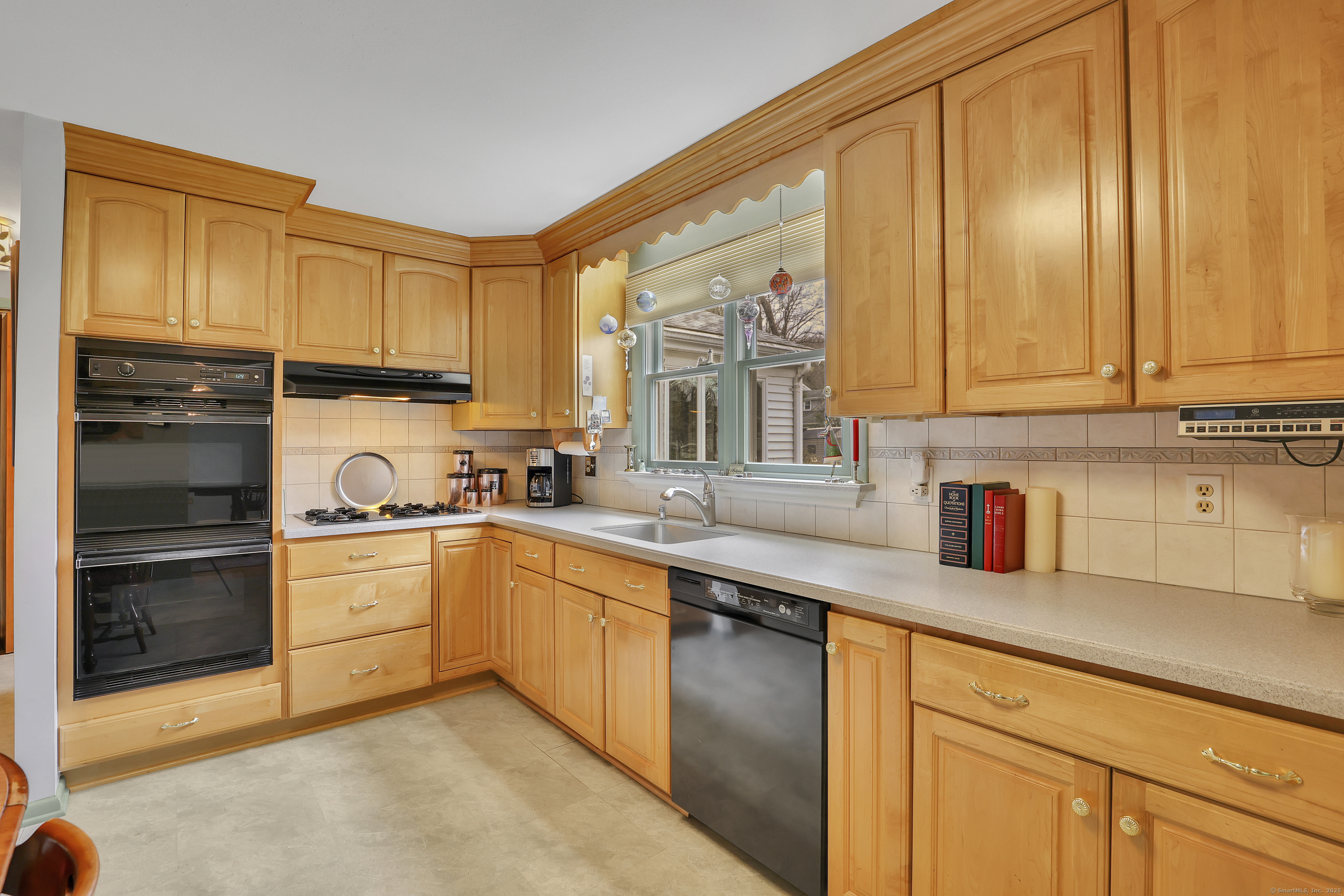 39 Daffodil Lane, Meriden, Connecticut image 5