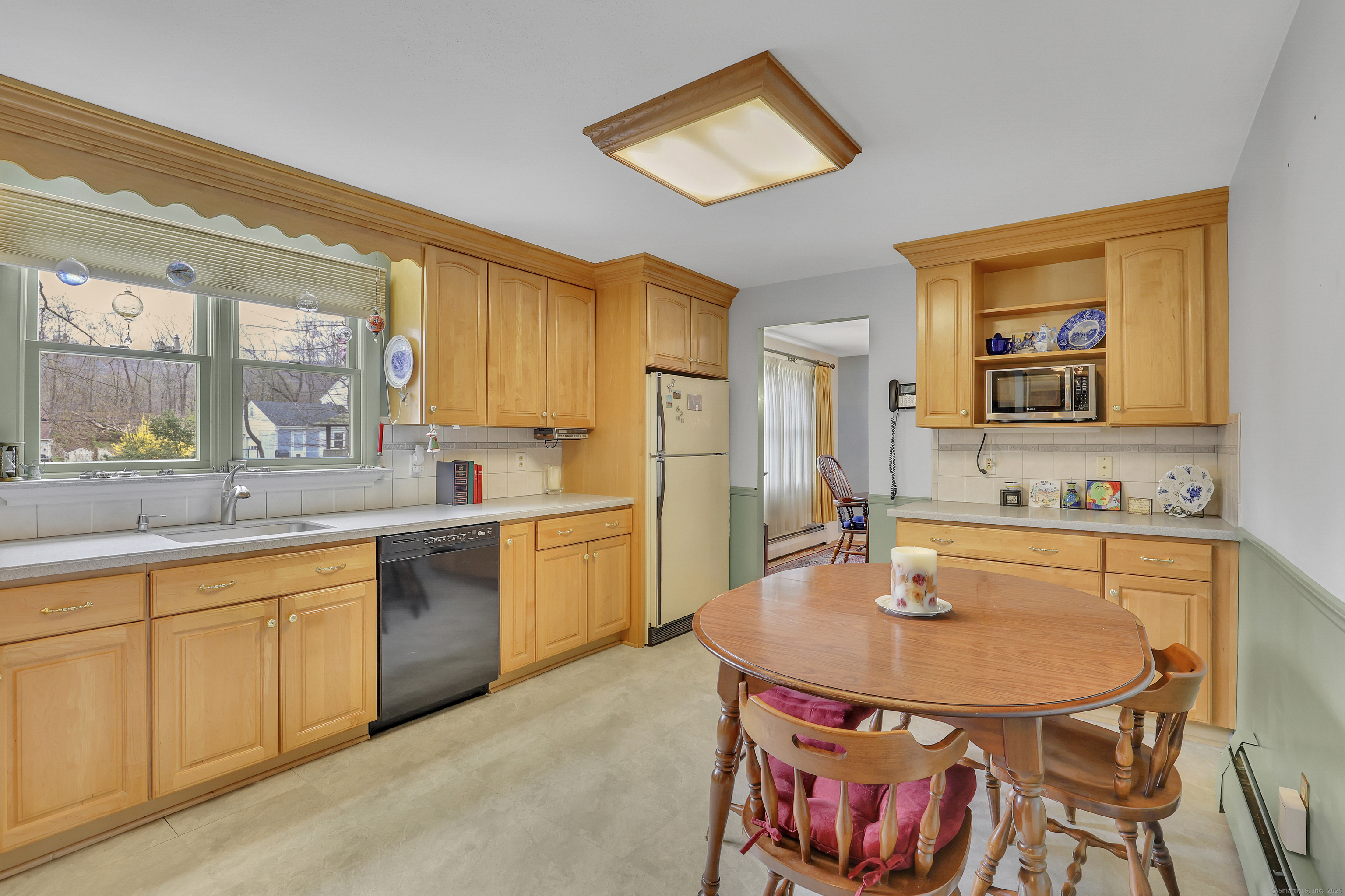 39 Daffodil Lane, Meriden, Connecticut image 6