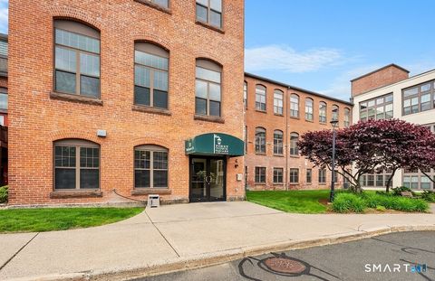 Photo of 33 Mechanic Street #210, Windsor, CT 06095 (MLS # 24167031)