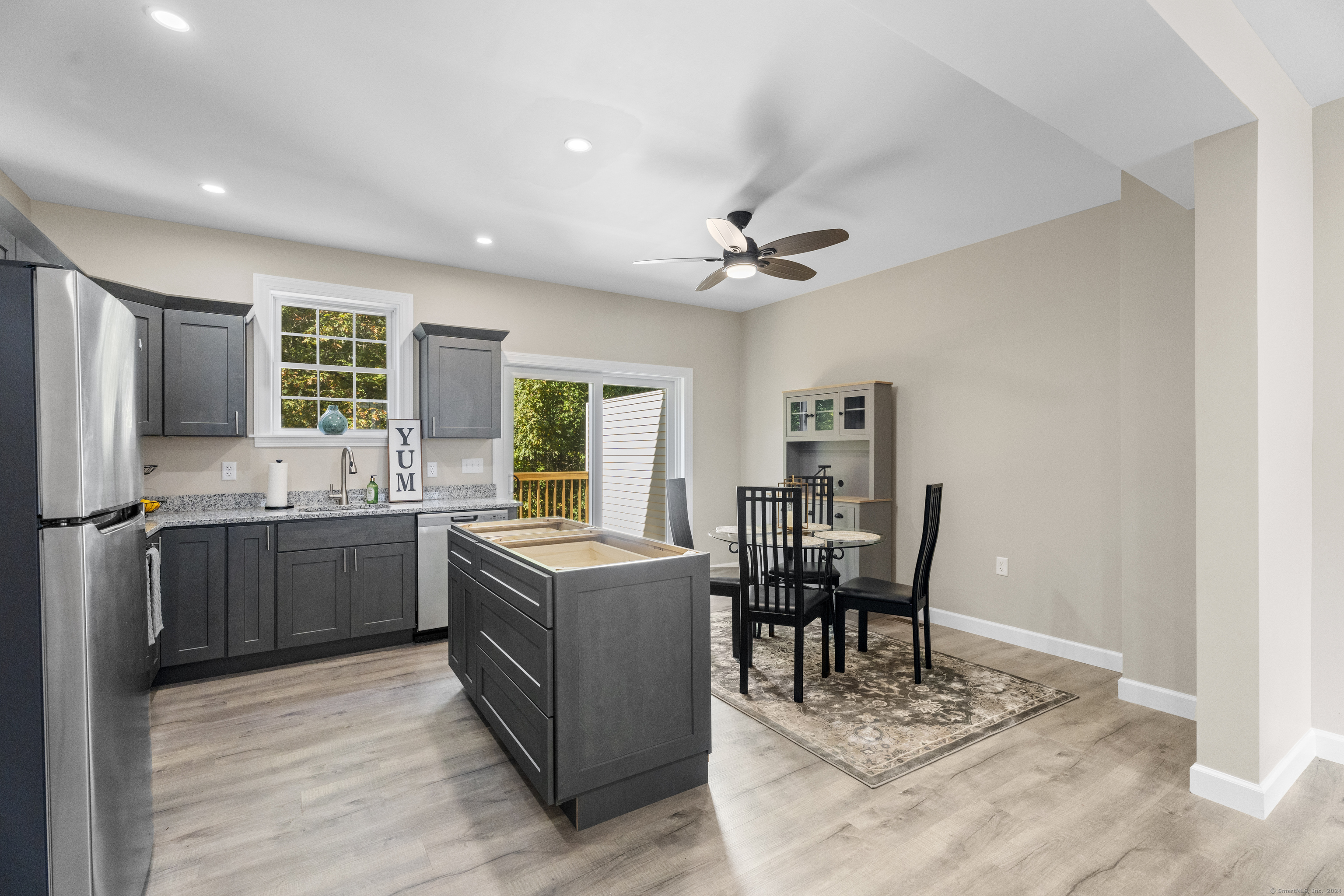 203 Cornerstone Village On Winding Hollow Road, Groton, Connecticut image 5