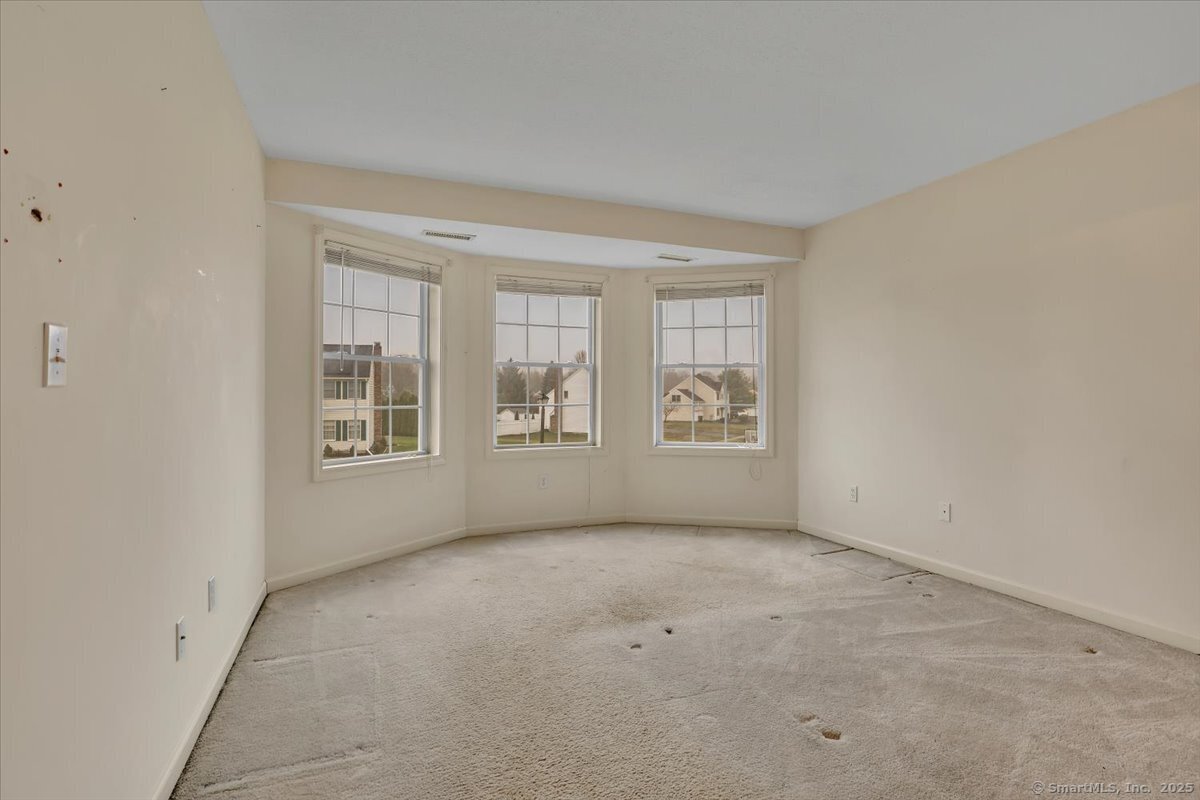 302 Crest Road, Southington, Connecticut image 27