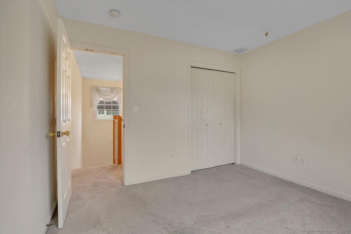 302 Crest Road, Southington, Connecticut image 22