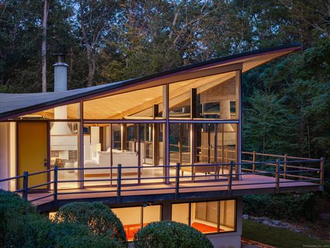 44 Benedict Hill Road New Canaan CT 06840