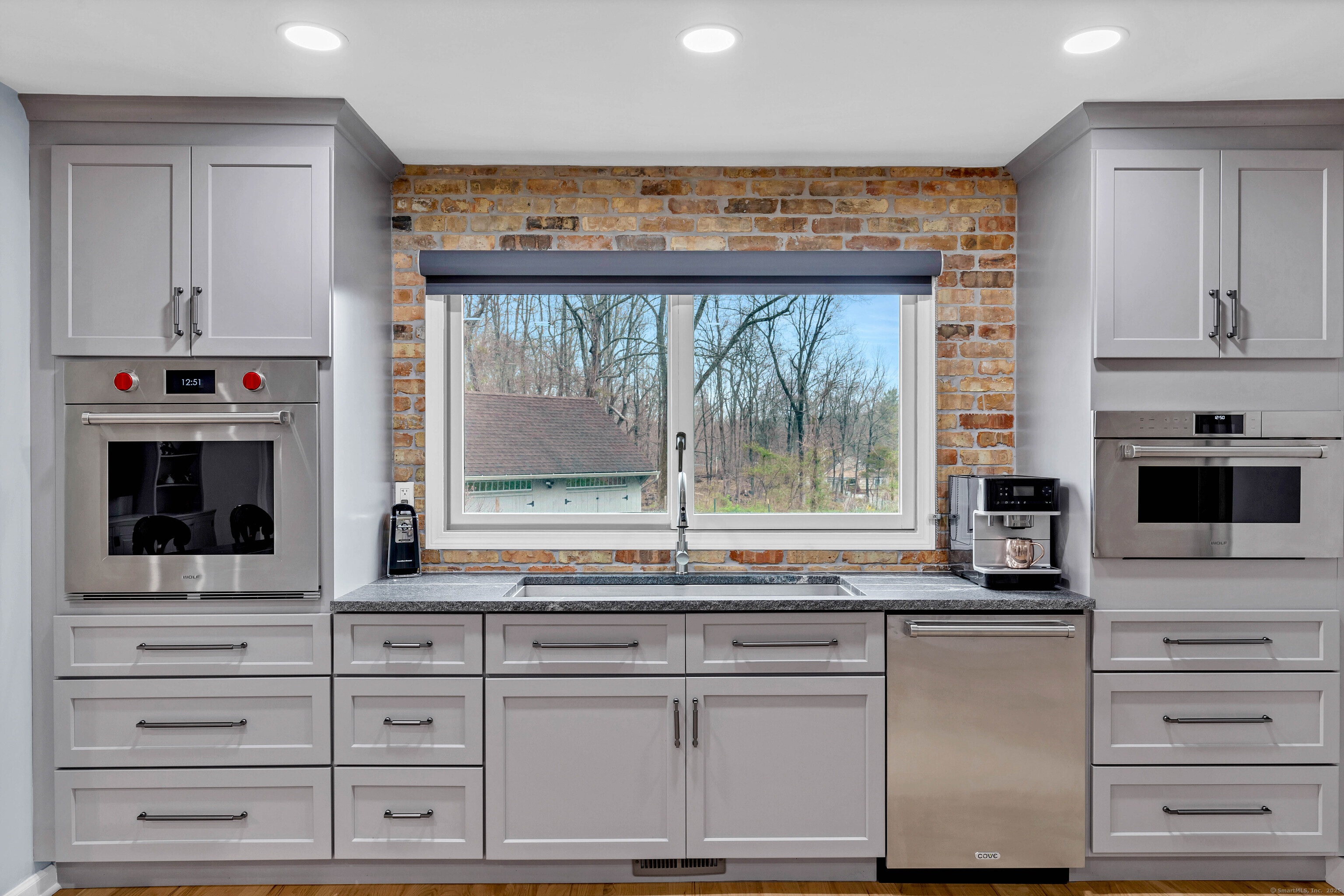 15 Briarwood Drive, Guilford, Connecticut image 10