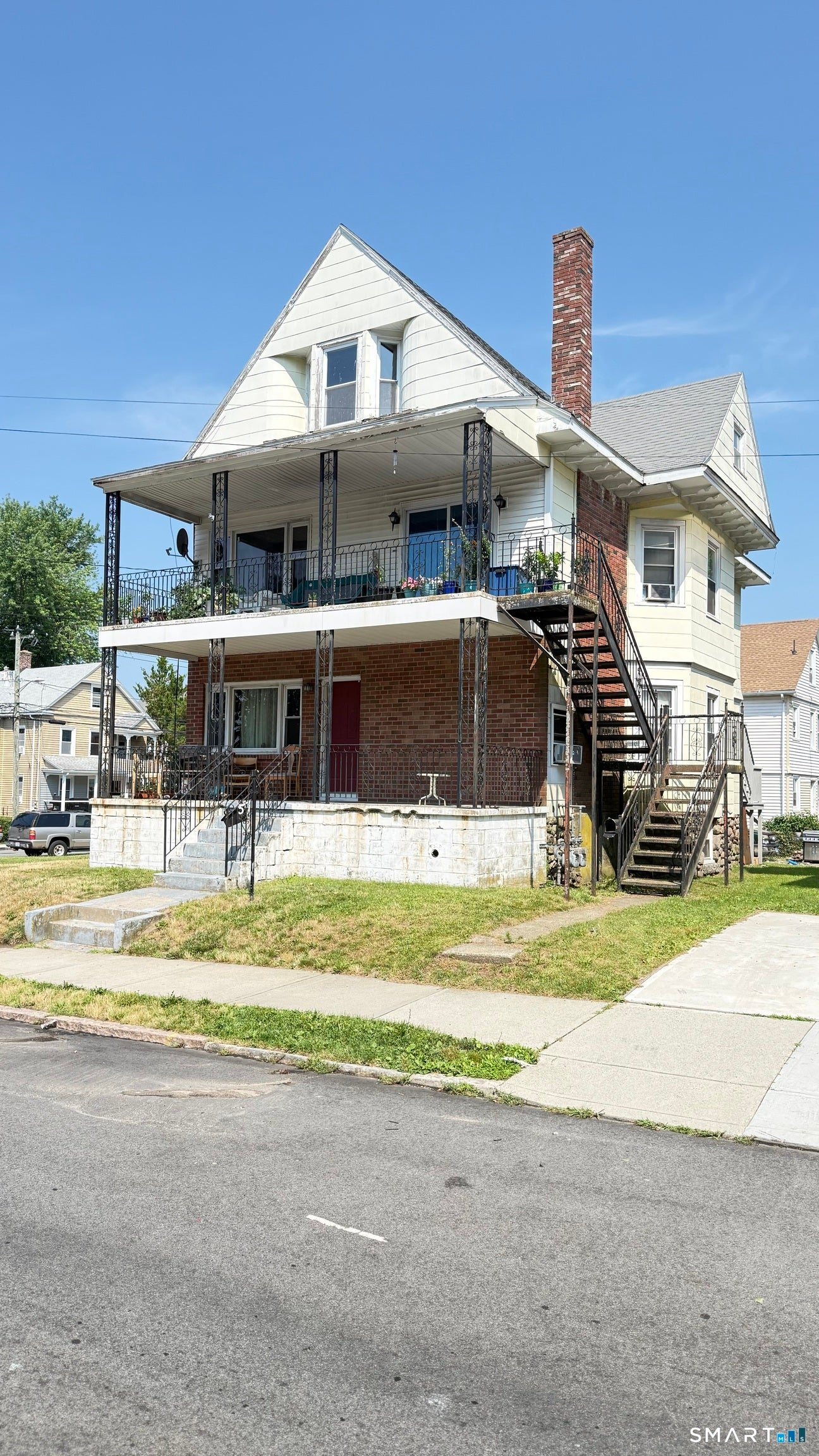 57 Garfield Avenue