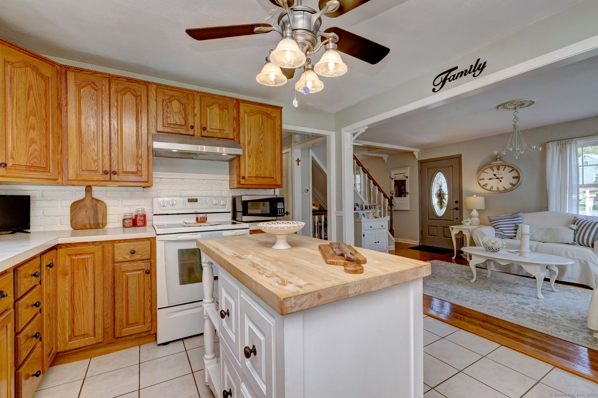 14 Borrmann Road, East Haven, Connecticut image 19