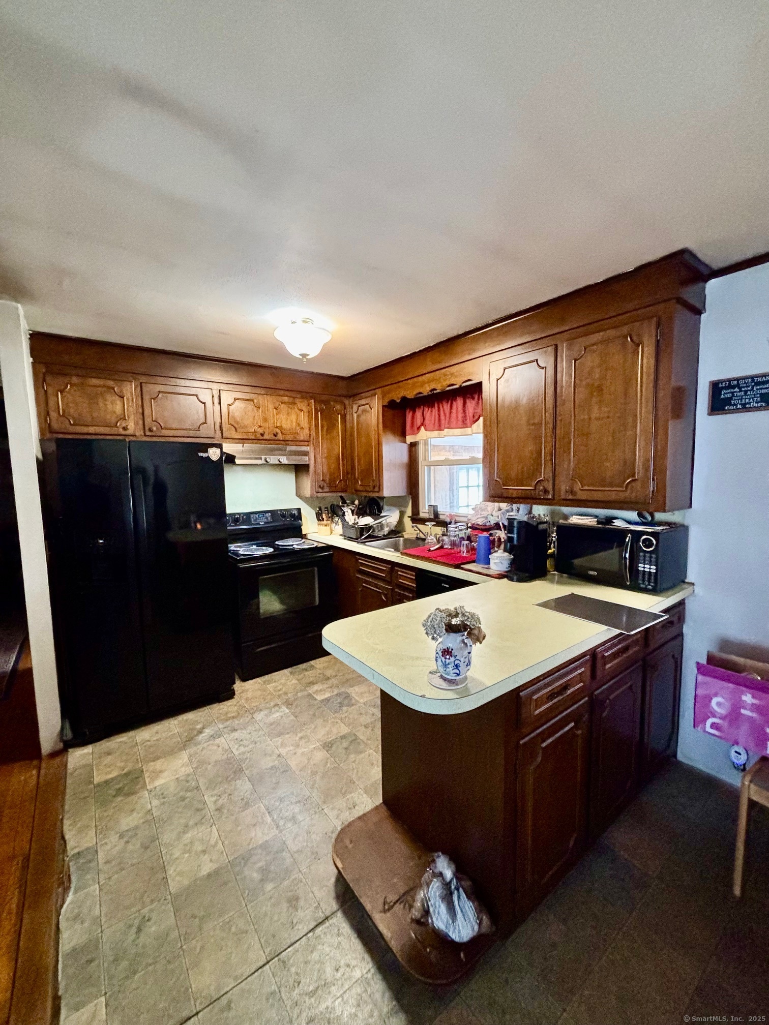 24 Thorpe Street, North Haven, Connecticut image 6