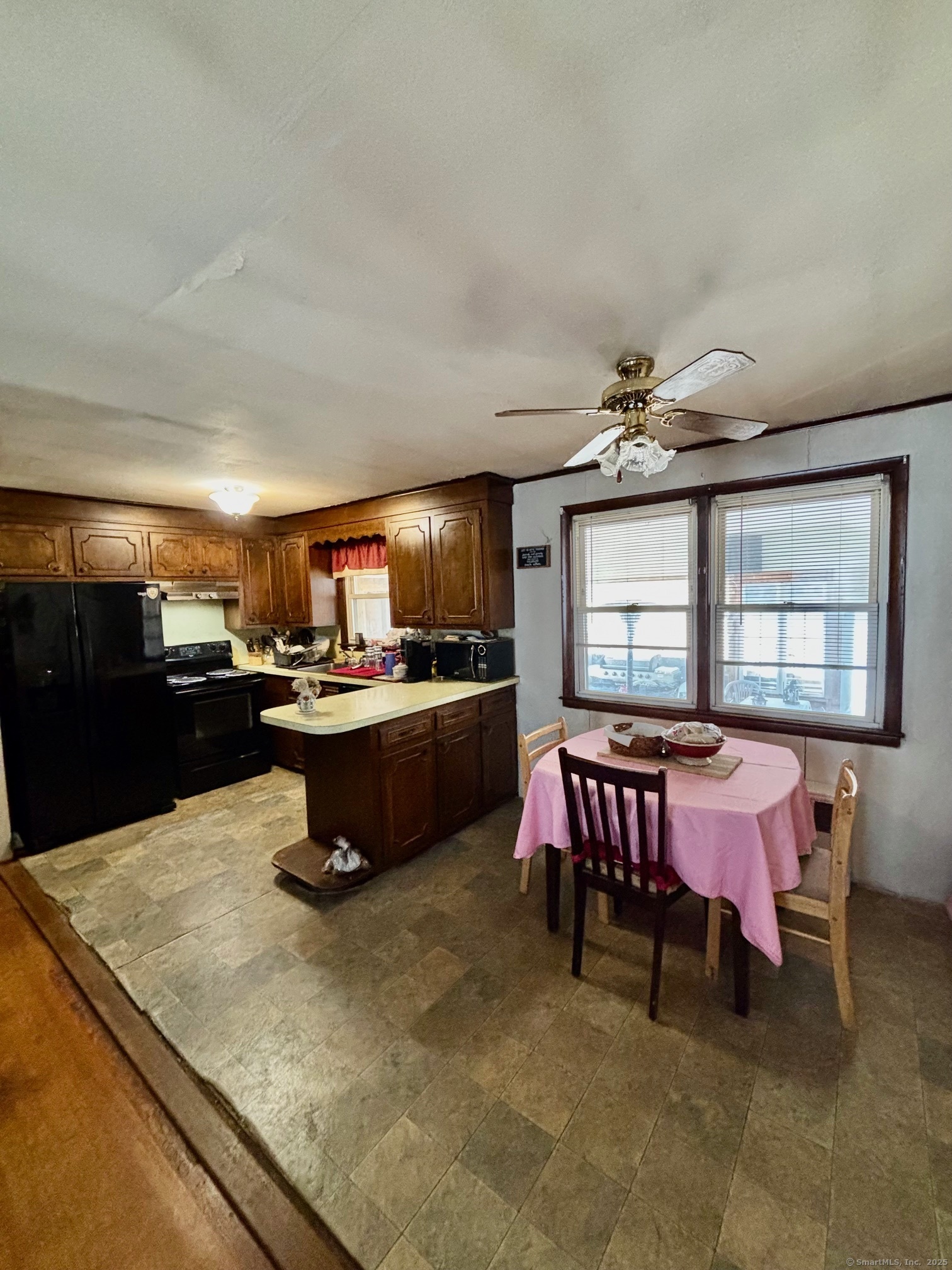 24 Thorpe Street, North Haven, Connecticut image 7