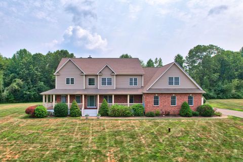 17 Hunters Ridge Wolcott CT 06716